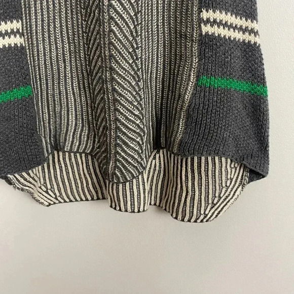 Cabi Knit Sweater Vest Tunic - Picture 2 of 13